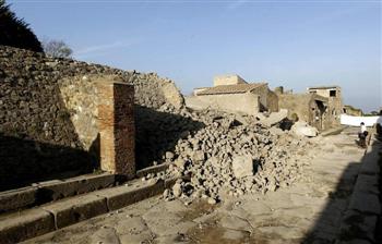 Antiga casa de gladiador em Pompeia, na Itália, desmorona