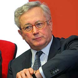 O ministro da economia, Giulio Tremonti, divulgou os números da economia para o biêncio 2009/2010